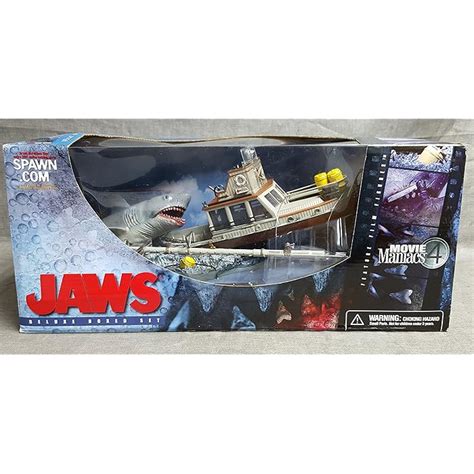 Buy McFarlane - Movie Maniacs - Series 4 (MM4) - Jaws Deluxe Box Set w ...