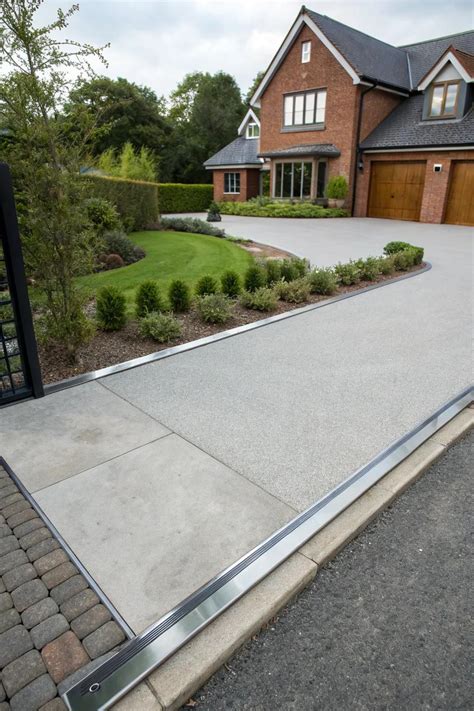 Concrete Sidewalk Edging Ideas How To Make A Concrete Landscape Curb