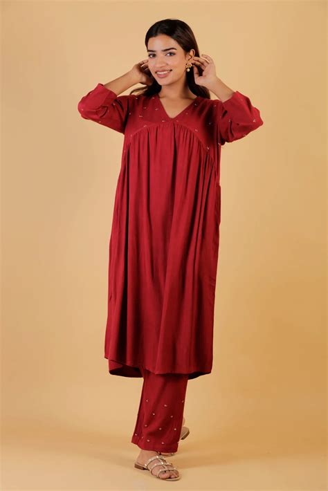 Rayon Twill Hand Embroidered Co-Ord Set – InaayaJaipur