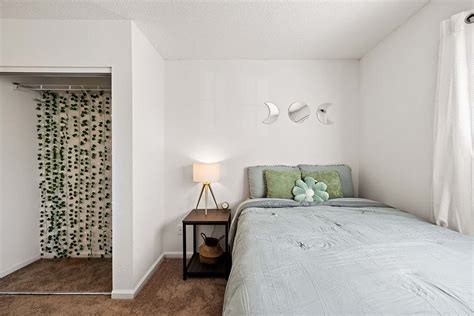 ECU Housing 的图像结果