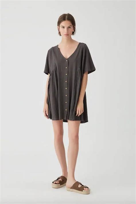 Fotos: Los vestidos de Pull&Bear que puedes comprar por menos de 20 ...