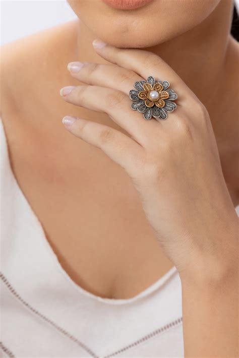 Buy The Latest Rings | Niscka