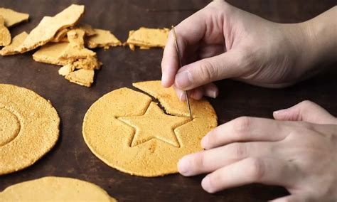 How to Make Dalgona Candy From Netflix's Squid Game | India Food Network