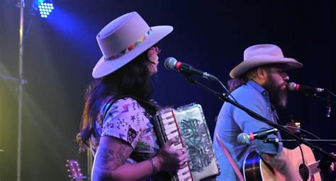Muddy Ribbon at Tall Trellis Brew Co.!, Tall Trellis Brew Co., Olathe ...