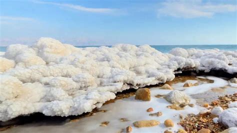 Dead Sea mystery: Strange 'salt snow' could explain hidden structures below