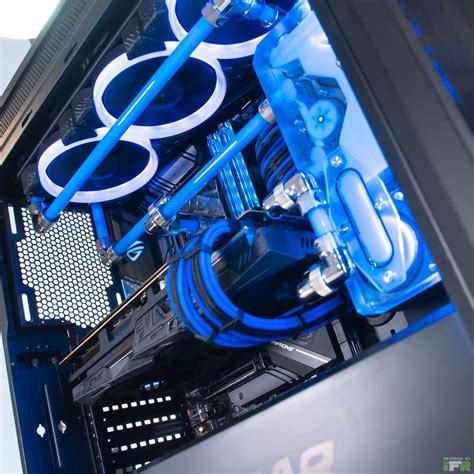 Cool Computer 的图像结果