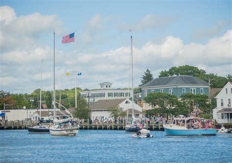 Mystic CT: Oyster Club and SP Oyster Restaurant and Bar