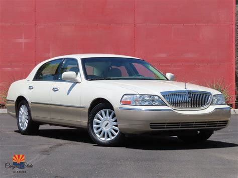 2005 Lincoln Town Car Cylinder Numbers: Complete Identification Guide