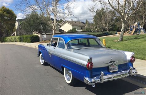 1956' Ford Fairlane for sale. California