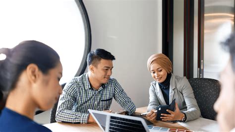 Sales Engineer Salary Breakdown for an Aspiring Sales Engineer