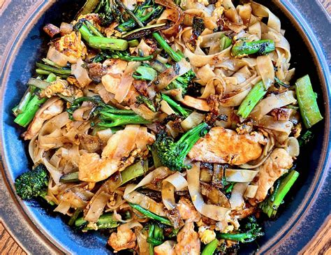 Chicken Pad See Ew