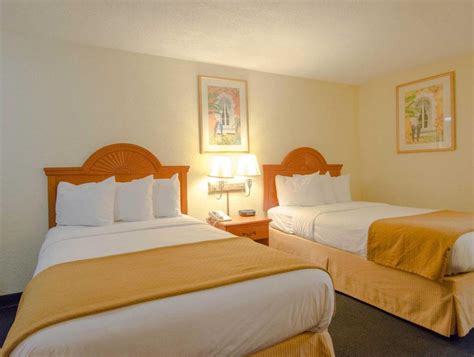 Quality Inn Sarasota North Near Lido Key Beach - infinity inns