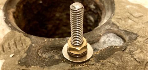 Stripped Threads On Engine Block Repair 的图像结果