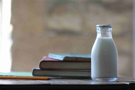 Glass Milk Bottles - Reliable Glass Bottles, Jars, Containers ...