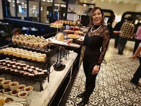 Historical Banff Springs Hotel Tour - 2021 What to Know Before You Go ...