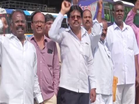 BJP, Cong support RTC employees' strike in Telangana