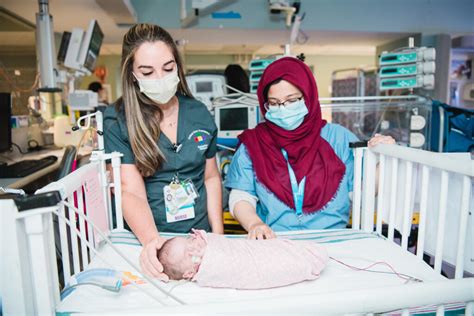 Neonatal-Perinatal Medicine Fellowship | Connecticut Children's