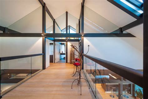 A Stylish prefabricated house on a budget