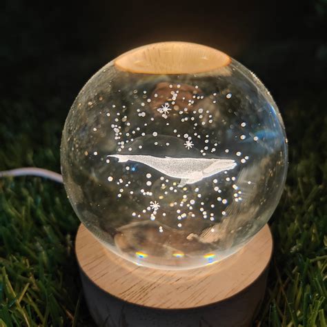 3D whale Crystal Ball Night Lamp For Decorate Rooms / Bedroom / Office ...