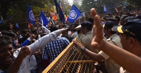 Mumbai protests: Dalit agitation against attacks in Pune brings eastern ...