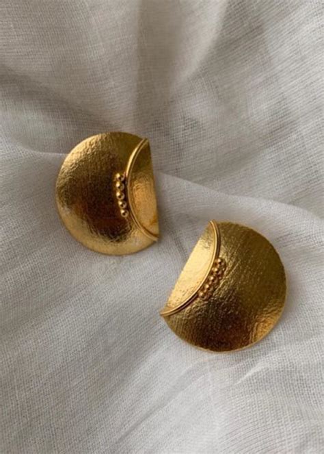 Get Batua Shaped Gold Minimalistic Studs at ₹ 2400 | LBB Shop