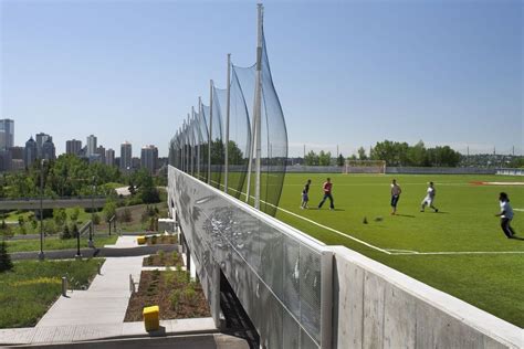 Rooftop Sportsfield 的图像结果