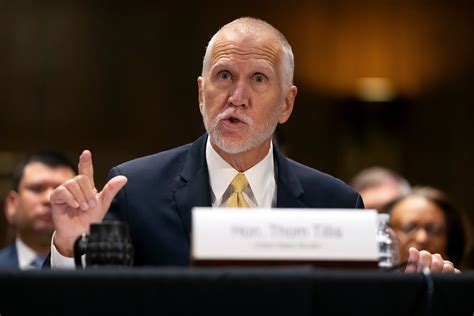 Trump team warns Republicans to support Cabinet picks or face primary ...