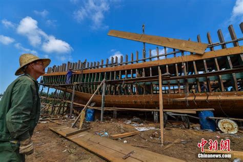 探访海南手工打造百吨木船[4]- 中国日报网