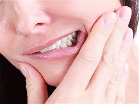 牙痛不是病，疼起來真要命！這4個方法治牙痛有一手
