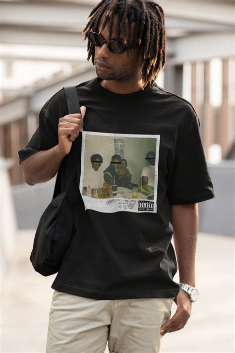 Kendrick Lamar No Shirt