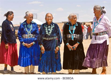 Tsébitání’s Navajo Grandma Stories