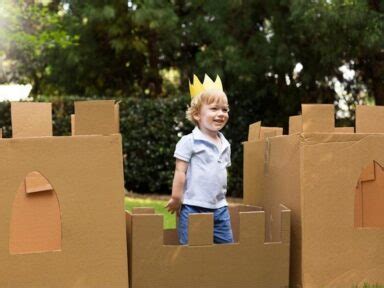 28 Cardboard Box Fort Ideas – Craftwhack