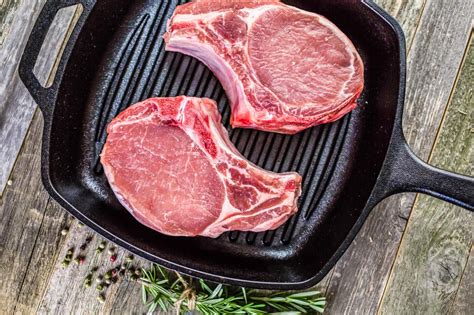 How to Cook 2-inch-Thick Pork Chops