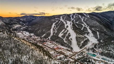 Red River Ski Webcams | Live Main Street Views | NM | SnowStash