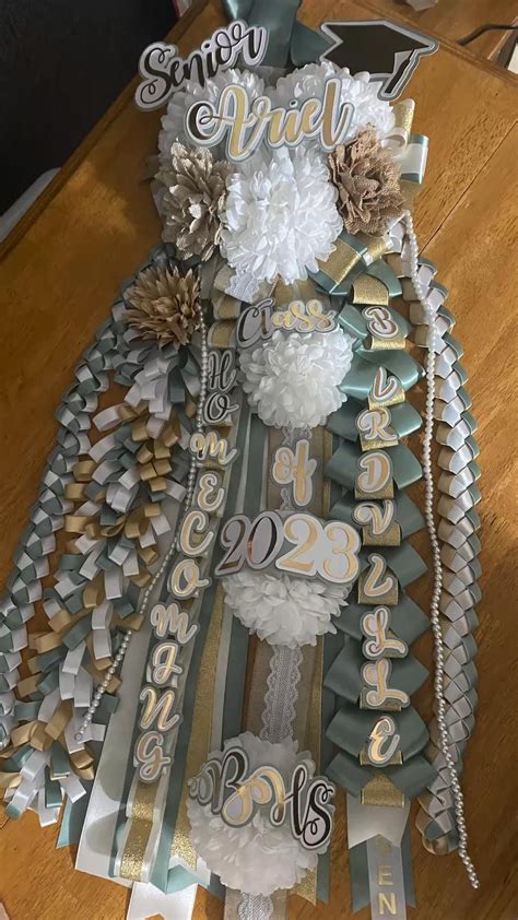 Homecoming mum single white and silver – Artofit