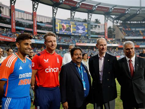 Trouble for Mumbai Indians, KKR ahead of IPL 2025: BCCI restricts IPL ...