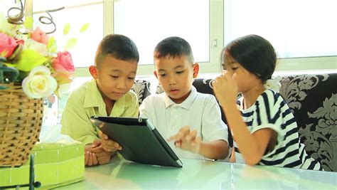 Busy Working Mother 的图像结果