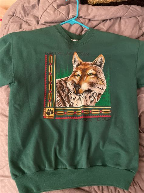 Vintage 90s Native American Timber Wolf Wolves Crewne… - Gem