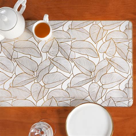 Leaf Embossed Golden Table Runner 91x35cm Online - Premium Table Runner ...