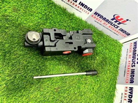 Hydraulic Fittings - Hydraulic Directional Control Valve Trader ...