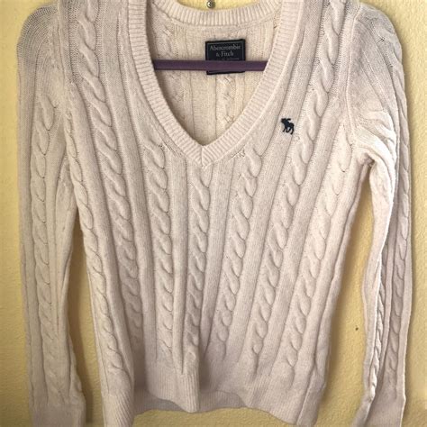 Abercrombie and Fitch Longsleeve Sweater | Cutie clothes, Really cute ...