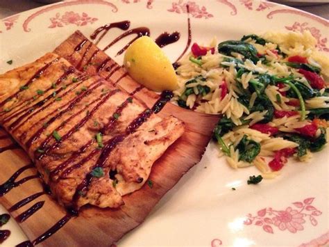 MAGGIANO'S LITTLE ITALY, Wauwatosa - Menu, Prices & Restaurant Reviews ...
