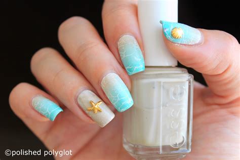 Nail art │ Beach nails / Polished Polyglot