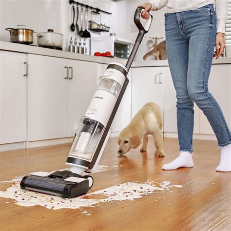 Tineco iFloor 3 Ultra Lightweight Cordless Wet/Dry Vacuum & Hard Floor ...