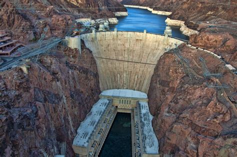 $3 billion plan would turn Hoover Dam into giant battery