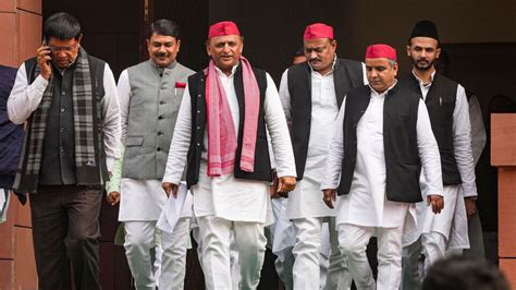 Modi govt drops major Income Tax rebate, INDIA bloc seeks to bring ...