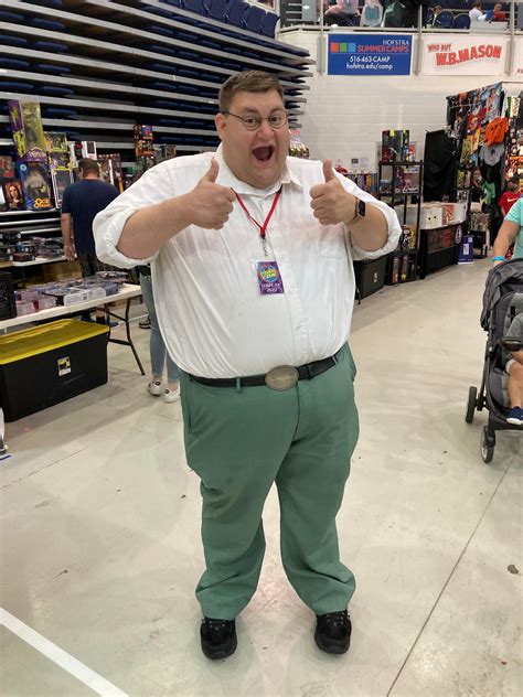 Cosplay Peter Griffin Meet The Real Life Peter Griffin From 'Family