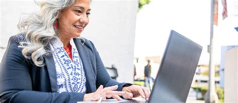 Computer Lessons for Seniors 的图像结果