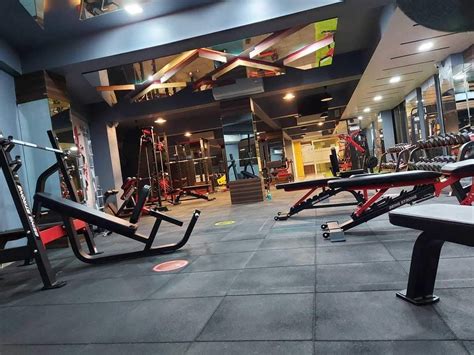 The Planet Fitness Nikol in Ahmedabad | FITPASS