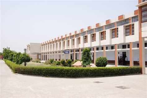 Vaish College of Engineering Rohtak Campus: Photos, Virtual Tour